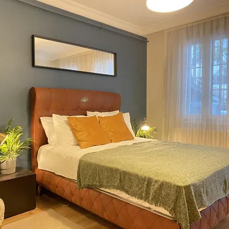 Missafir Exclusive Flat With Balcony In Nisantasi *