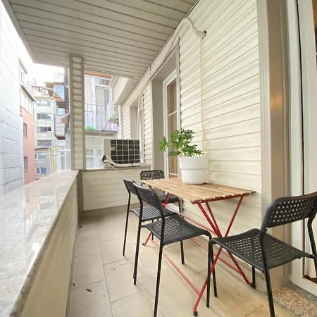 Missafir Exclusive Flat With Balcony In Nisantasi Apartment Istanbul